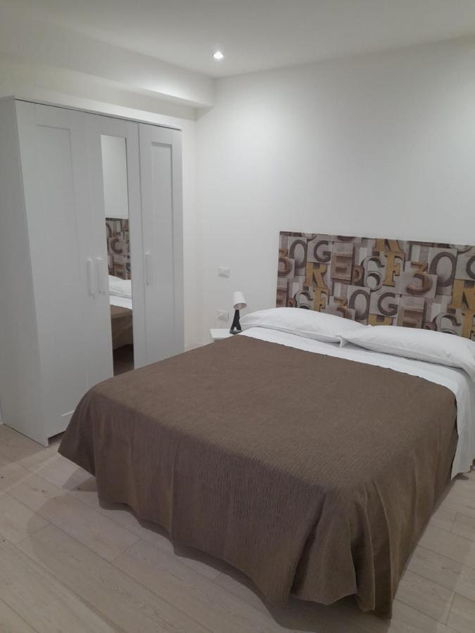 Medusa Rooms & Spa Syracuse Bagian luar foto